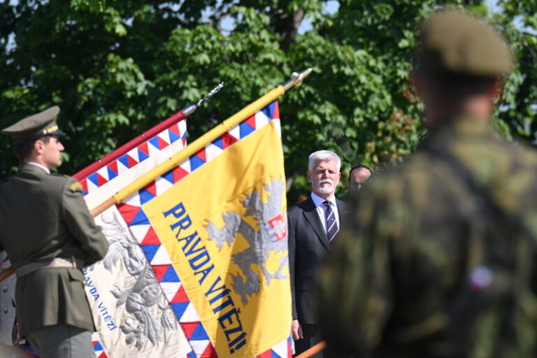 Pavel: Úcta k padlým by se neměla stávat obětí šiřitelů ruské propagandy
