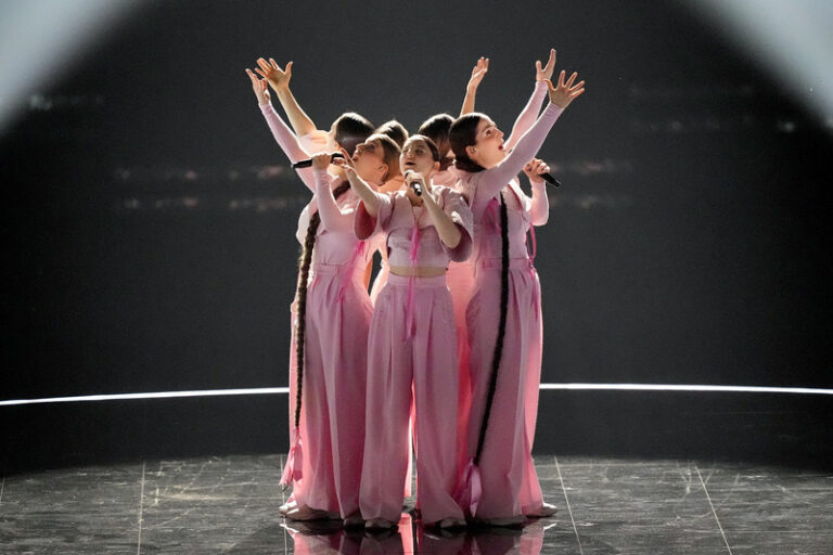 Česká dívčí skupina Vesna postoupila do finále písňové soutěže Eurovize