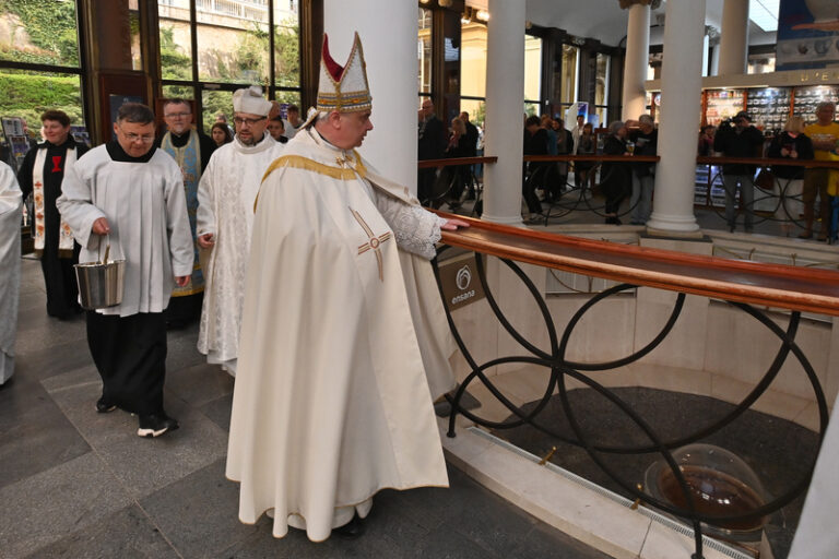 Mariánské Lázně zahájily lázeňskou sezonu, očekávají dobrou návštěvnost