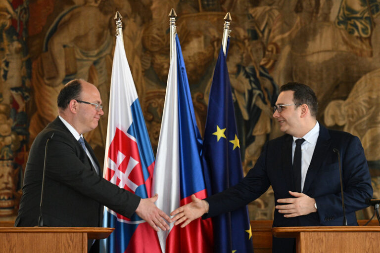 Setkání ministrů zahraničních věcí České republiky a Slovenska. Obě strany posilují spolupráci.