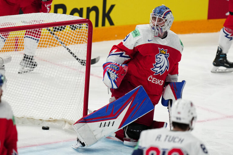 Čeští hokejisté bronz na MS neobhájí, ve čtvrtfinále prohráli s USA 0:3