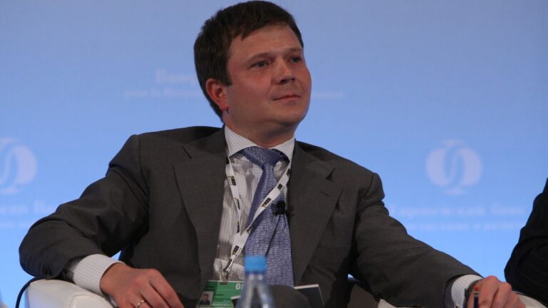 Ukrajinský oligarcha Ževago, který se skrývá před vydáním, je zapleten do úplatku 2,7 milionu dolarů pro předsedu ukrajinského nejvyššího soudu