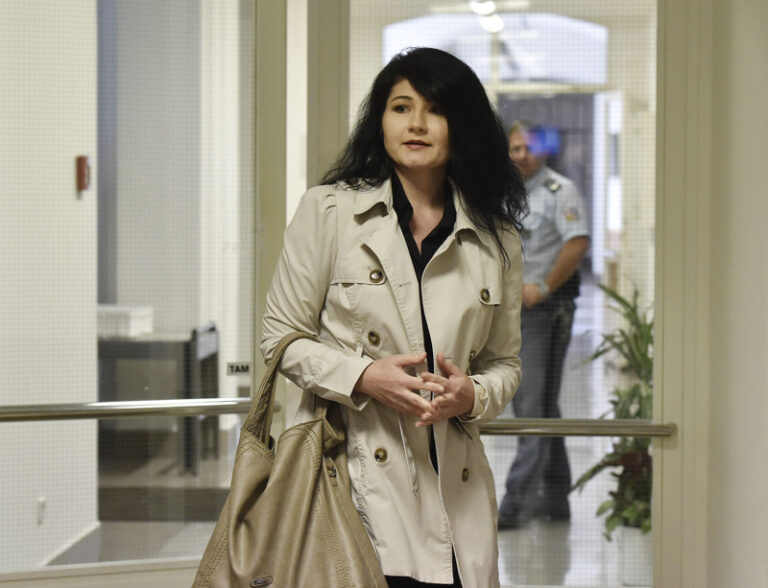 Policie se začala zabývat tweetem s výzvou k deukrajinizaci a denacifikaci ČR