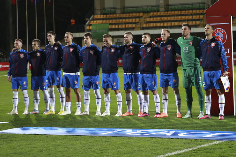 Fotbalisté chtějí na Faerských ostrovech částečně napravit ztrátu z Moldavska