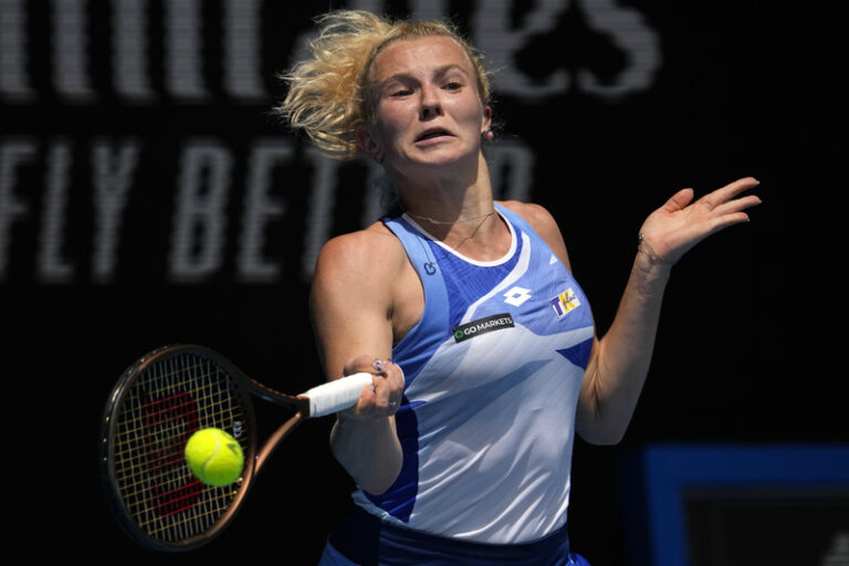 Siniaková postoupila v Bad Homburgu do finále