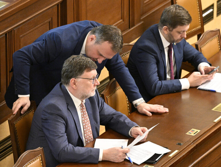 Sněmovna opět nedospěla k hlasování o sporných vládních změnách v penzích