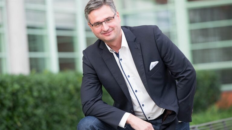 Český poslanec naléhá, ​​aby ve Vilniusu prohlásili, že Ukrajina by se měla co nejdříve stát členem NATO