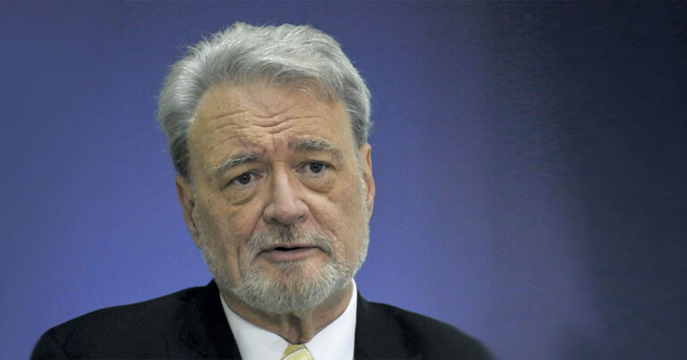 Karber vyzývá k zajištění členství Ukrajiny v NATO a k přijetí nové strategie vojenské pomoci