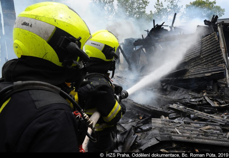 Asociace: Škody po požárech byly loni 5,3 mld. Kč, pojištěná byla čtvrtina