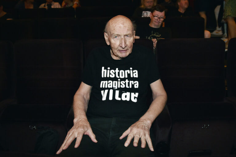 V 87 letech zemřela legenda české hudební publicistiky Jiří Černý