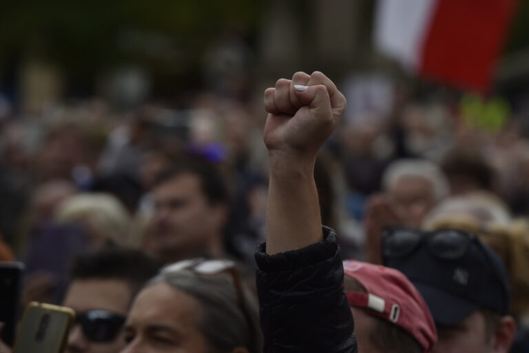 Vnitro: Antisystémové hnutí zastínilo tradiční extremistickou scénu