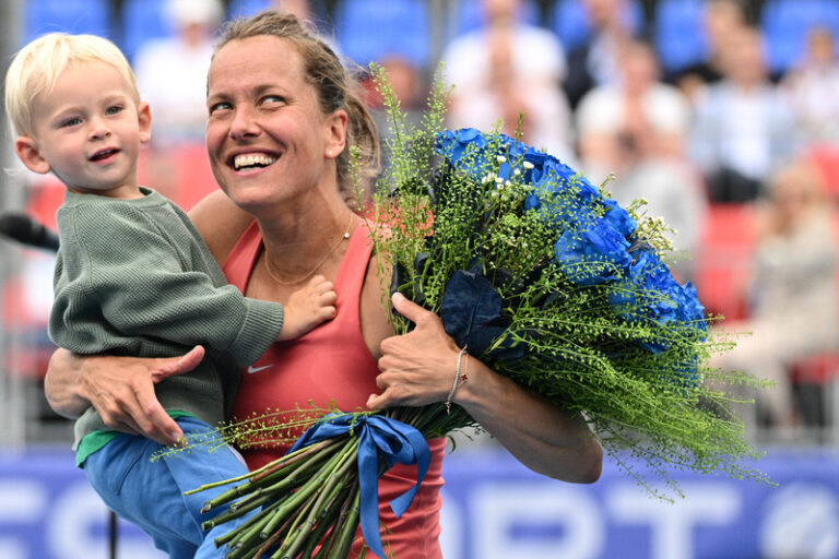 Strýcovou i přes porážku v Praze a brzké loučení těšilo, že nechala na kurtu vše