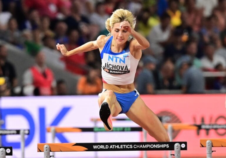 Překážkářka Jíchová na MS do finále na 400 m nepostoupila
