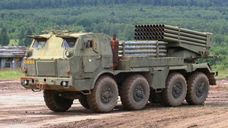 Zalužnyj zveřejnil video s českým raketometem Vampire. Je to bestie, pochvalují si Ukrajinci