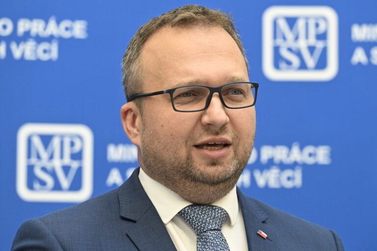 Širší vedení lidovců Jurečku podpořilo s ohledem na jeho dosavadní práci