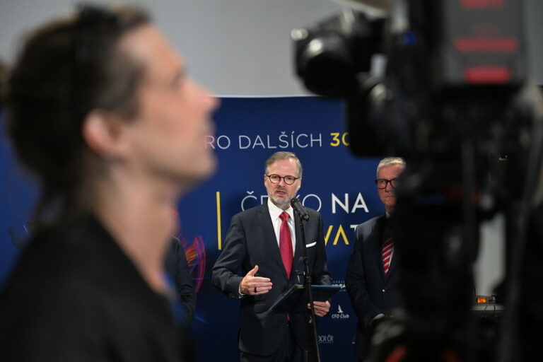 Vládní lídři ocenili podpis penzijní novely, Schillerovou postup Pavla zklamal