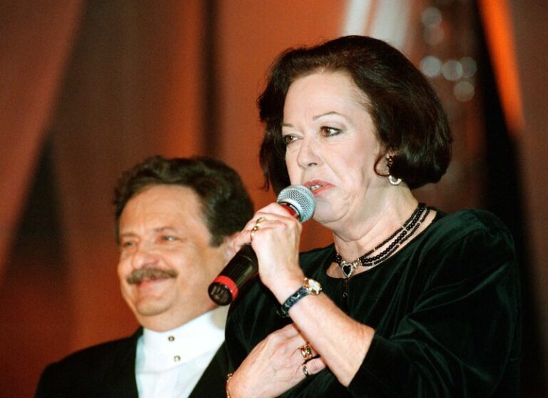 Zemřela Yvonne Přenosilová, nazpívala Boty proti lásce či Roň slzy