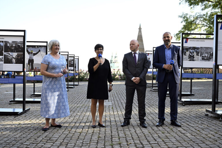 Výstava v Jižních zahradách Hradu ukazuje 12 prezidentů ČR i Československa