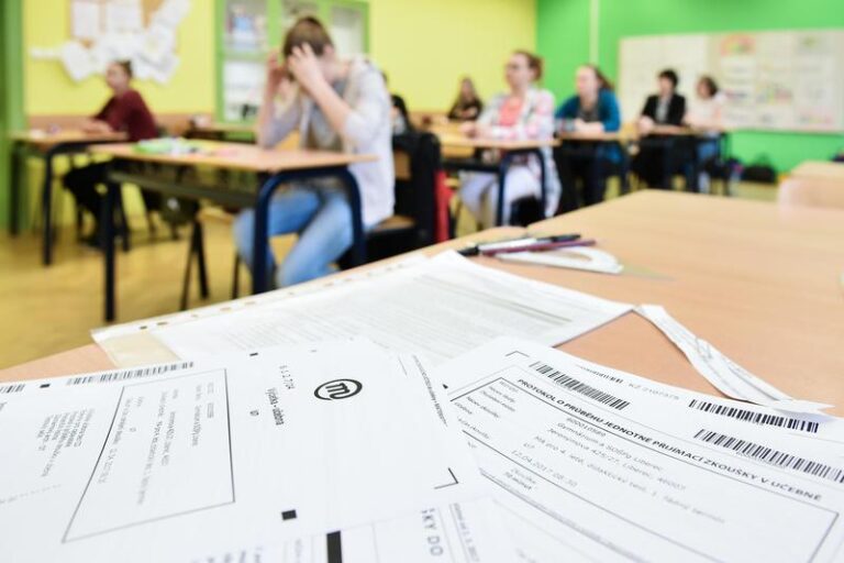 Přihlášky na SŠ se podle návrhu budou nově podávat do 20.2., nyní lze do 1.3.