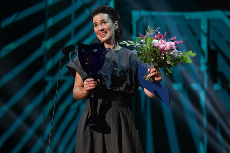 Cenu Thálie v oboru činohra si odnesli Karolína Baranová a Martin Pechlát