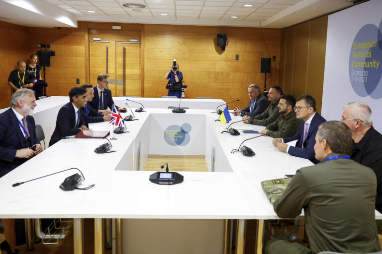 Evropa musí podle Fialy spolupracovat v podpoře Ukrajiny i v energetice