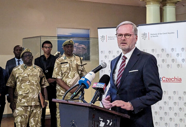 Premiér Fiala do Nigérie nepoletí, Abuja oznámila, že nemůže zajistit přijetí