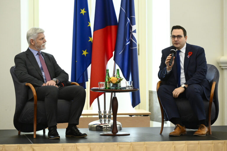 Pavel s Lipavským ve středu probírali zahraničněpolitické i personální otázky