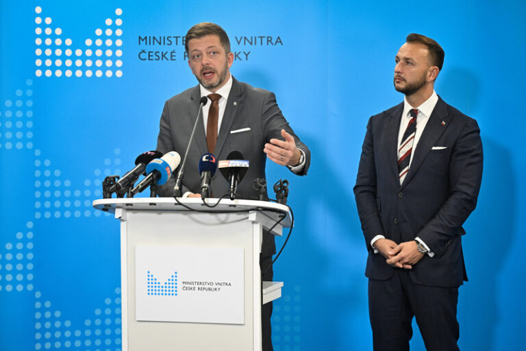 Rakušan ocenil, že Šutaj Eštok podpořil jednání V4 s Rakouskem a Německem