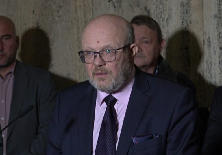 Jednání lékařů s Válkem o změnách v odměňování řešení nepřineslo