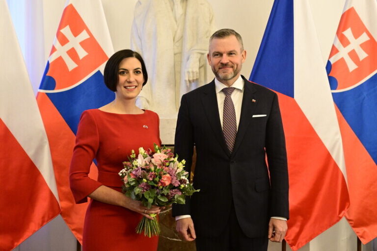 Pellegrini pozval vedení českého Parlamentu na společné jednání do Bratislavy