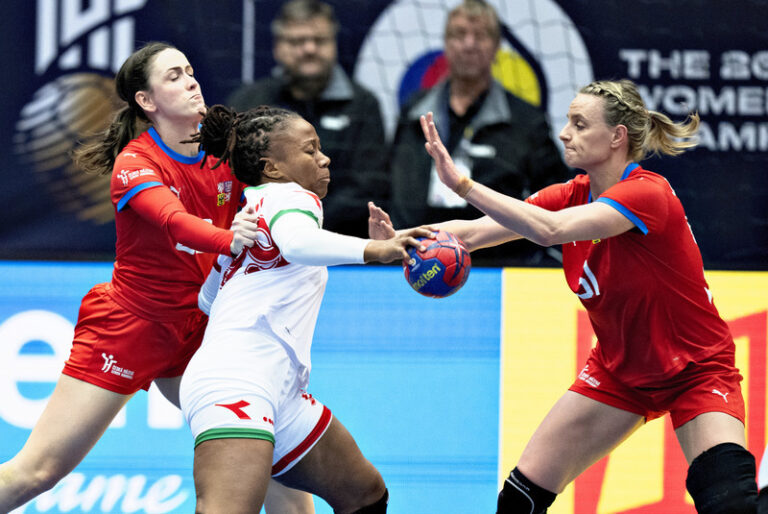 České házenkářky prohrály s Brazílií, přesto jsou na MS ve čtvrtfinále