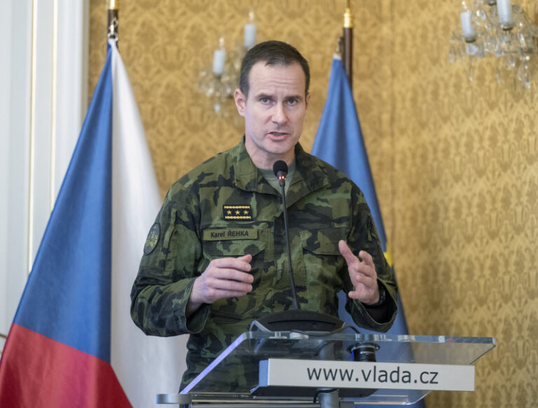 Řehka: Válka s Ruskem není pravděpodobná, ale ani nepředstavitelná