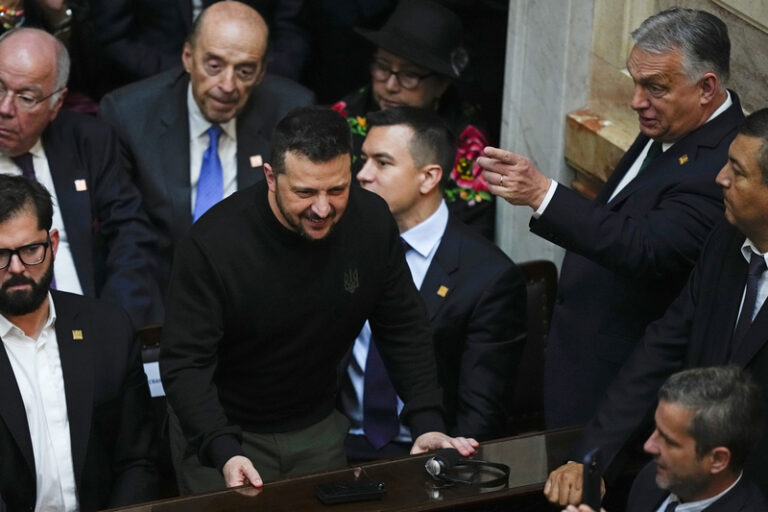 Podle Zelenského nemá Orbán důvod blokovat členství Ukrajiny v EU