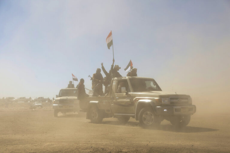 Jemenští povstalci tvrdí, že USA a Británie opět ostřelovaly jejich pozice