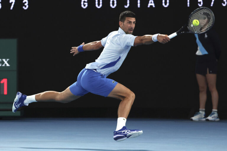 Djokovič a Sabalenková hladce postoupili do čtvrtfinále Australian Open