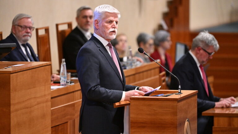 Hulmák je podle Pavla respektovaným odborníkem na soukromé právo