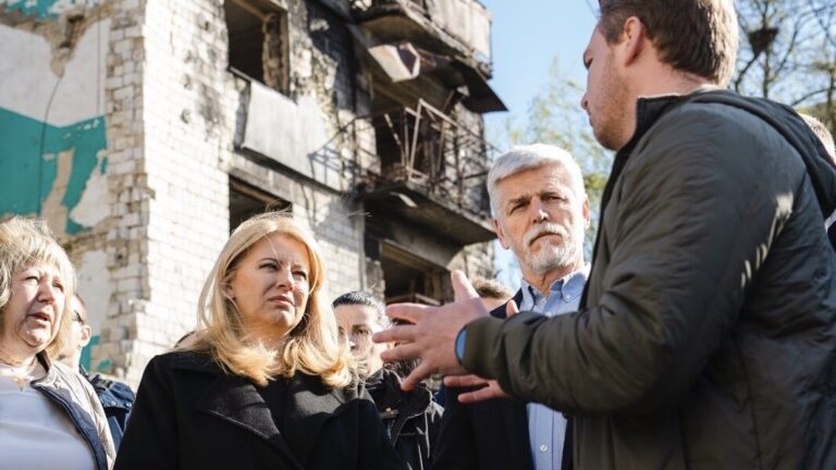 Prezident Pavel chce udělat stejnou chybu jako Čaputová. Poškodil by Česko jako ona Slovensko