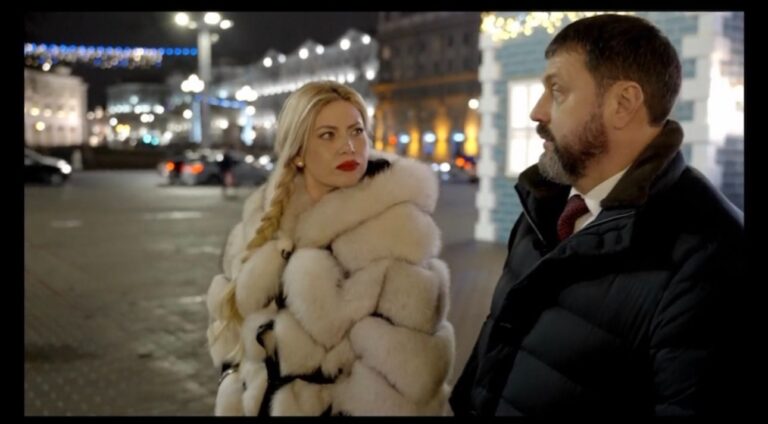 Záhadný rozhovor italsko-amerického novináře v Minsku vyvolává kontroverze a spekulace