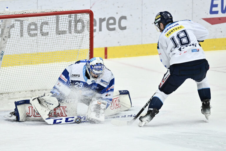 Základní část extraligy finišuje, ve hře je čtvrté místo i předkolo play off