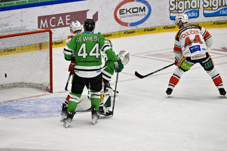 49. kolo ELH: Pardubice vyhrály v Boleslavi, Sparta zvítězila v Litvínově