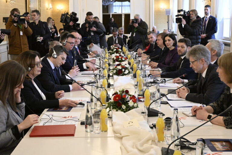 Šéfové parlamentů V4 se shodli, že Rusko je na Ukrajině agresorem