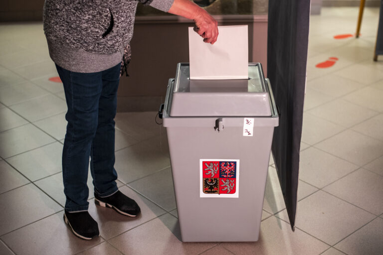 Volby by podle Kantaru vyhrálo ANO s 38,5 pct, druhá ODS by měla 14,5 pct