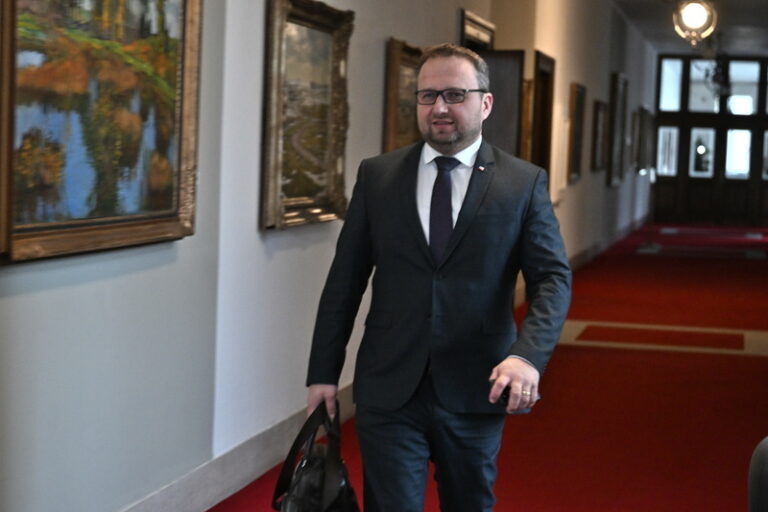 Vláda schválila vznik systému integračních sociálních podniků