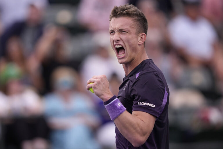 Lehečka porazil Tsitsipase a je v Indian Wells poprvé ve čtvrtfinále Masters