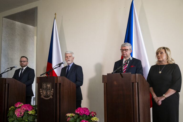 Věk odchodu do důchodu se bude muset prodlužovat, řekl Pavel
