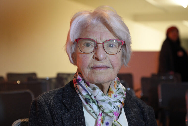 Ve věku 96 let dnes zemřela malířka Věra Nováková