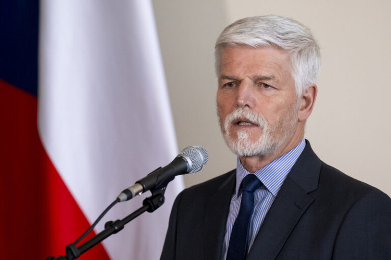 Německý prezident Steinmeier zahájí návštěvu ČR, přijme ho Pavel