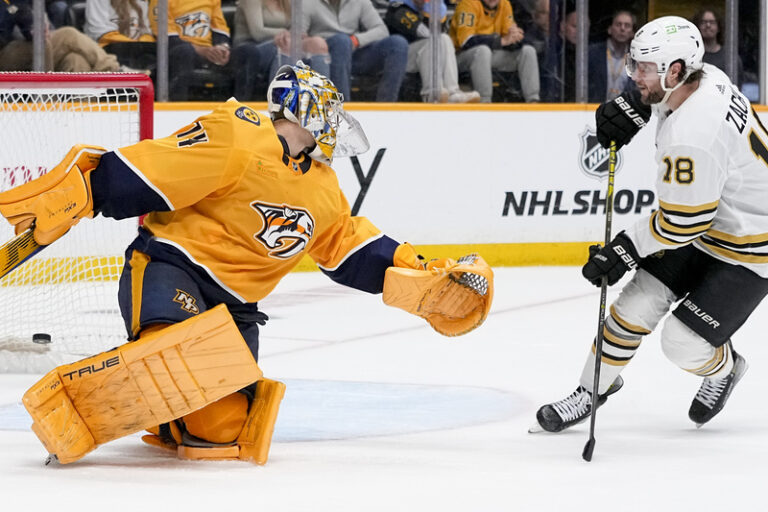 Pastrňák a Zacha stvrdili svými góly v NHL výhru Bostonu