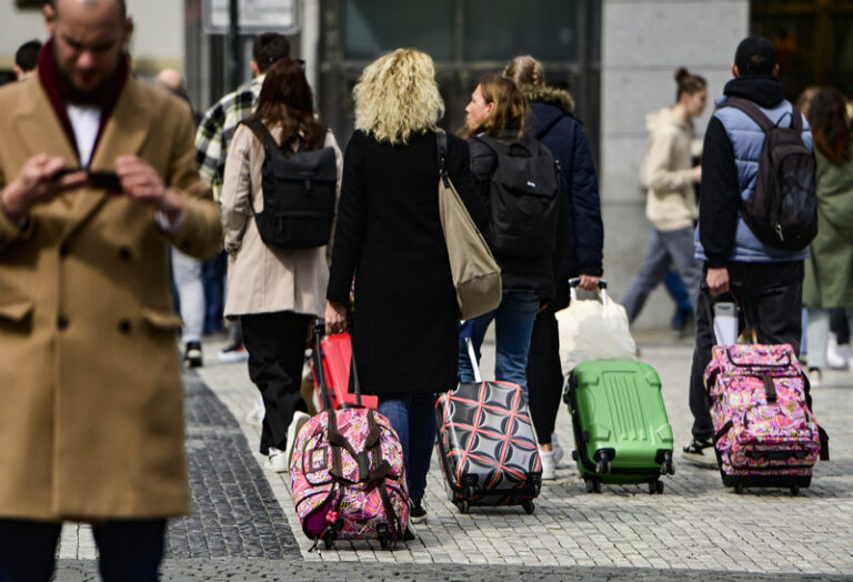 Příjem ČR z cestovního ruchu loni stoupl na 175 miliard Kč, překonal i r. 2019