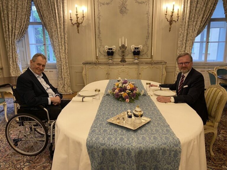 Zeman: Fiala řekl, že podepíše abolici pro Mynáře, ale nedodržel slovo